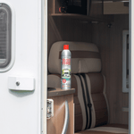 Spray Gaśniczy iBlockFIRE w drzwiach kampera